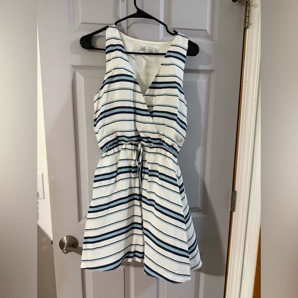 Lovers + Friends Elegant Cream Top